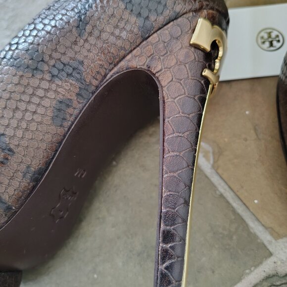 Tory Burch Heel Pump - Picture 4 of 7